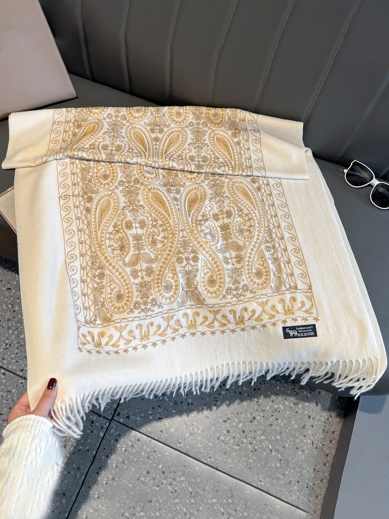 Luxury Thick Warm Paisley Pash – Woven Scarf Blanket Bewertung und Preis