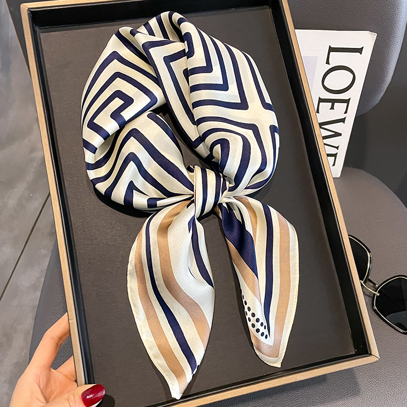 Luxury Brand Neckerchief Sprin – Ascot Neck Scarf Bewertung und Preis