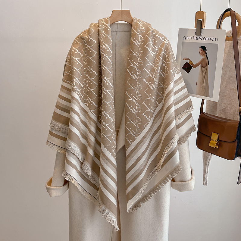 Elegant Striped Design Scarf I – Woven Scarf Blanket Bewertung und Preis