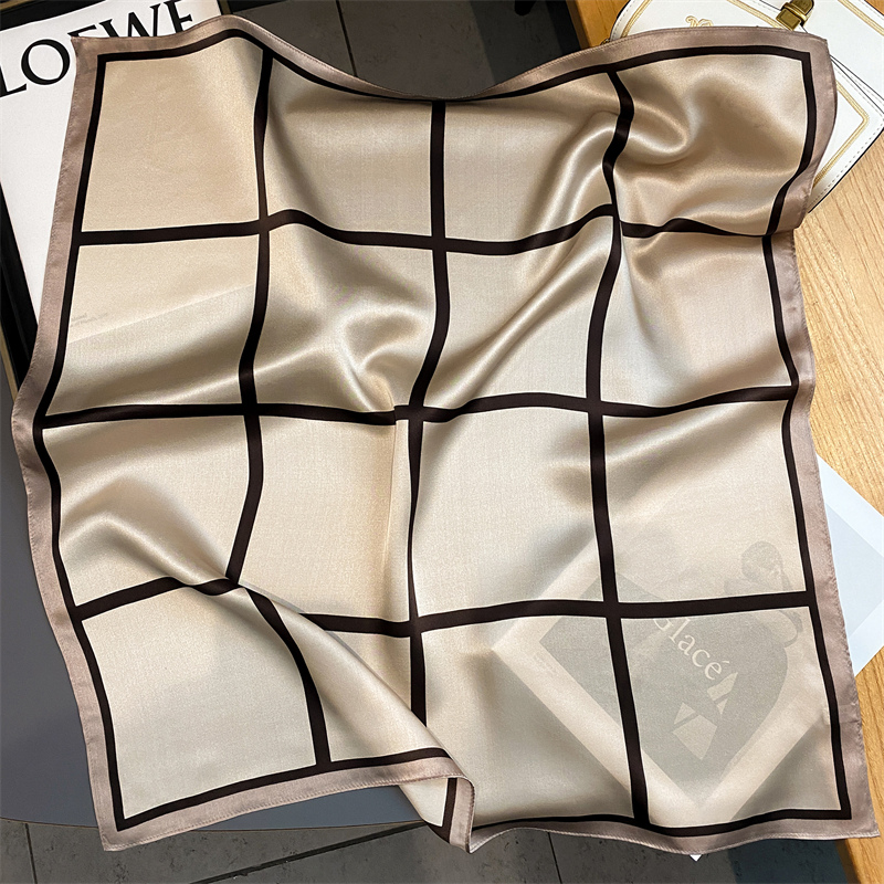 100% Real Silk Scarf New 70CM  – Silk Neck Scarf Bewertung und Preis