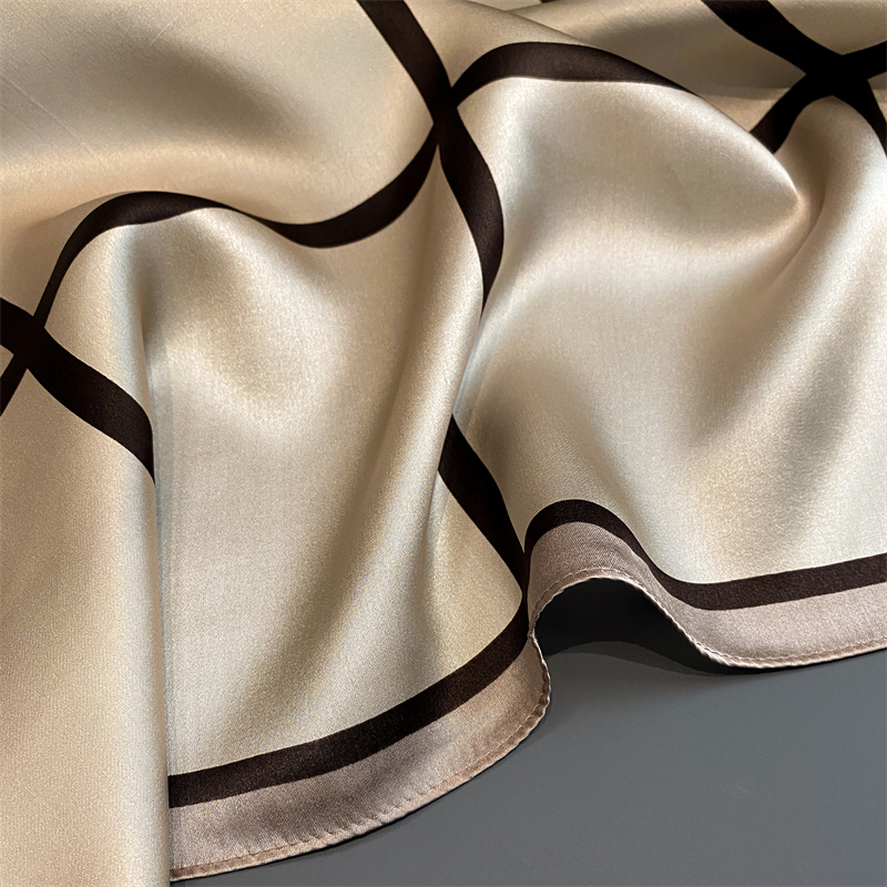 100% Real Silk Scarf New 70CM  – Silk Neck Scarf Bewertung und Preis